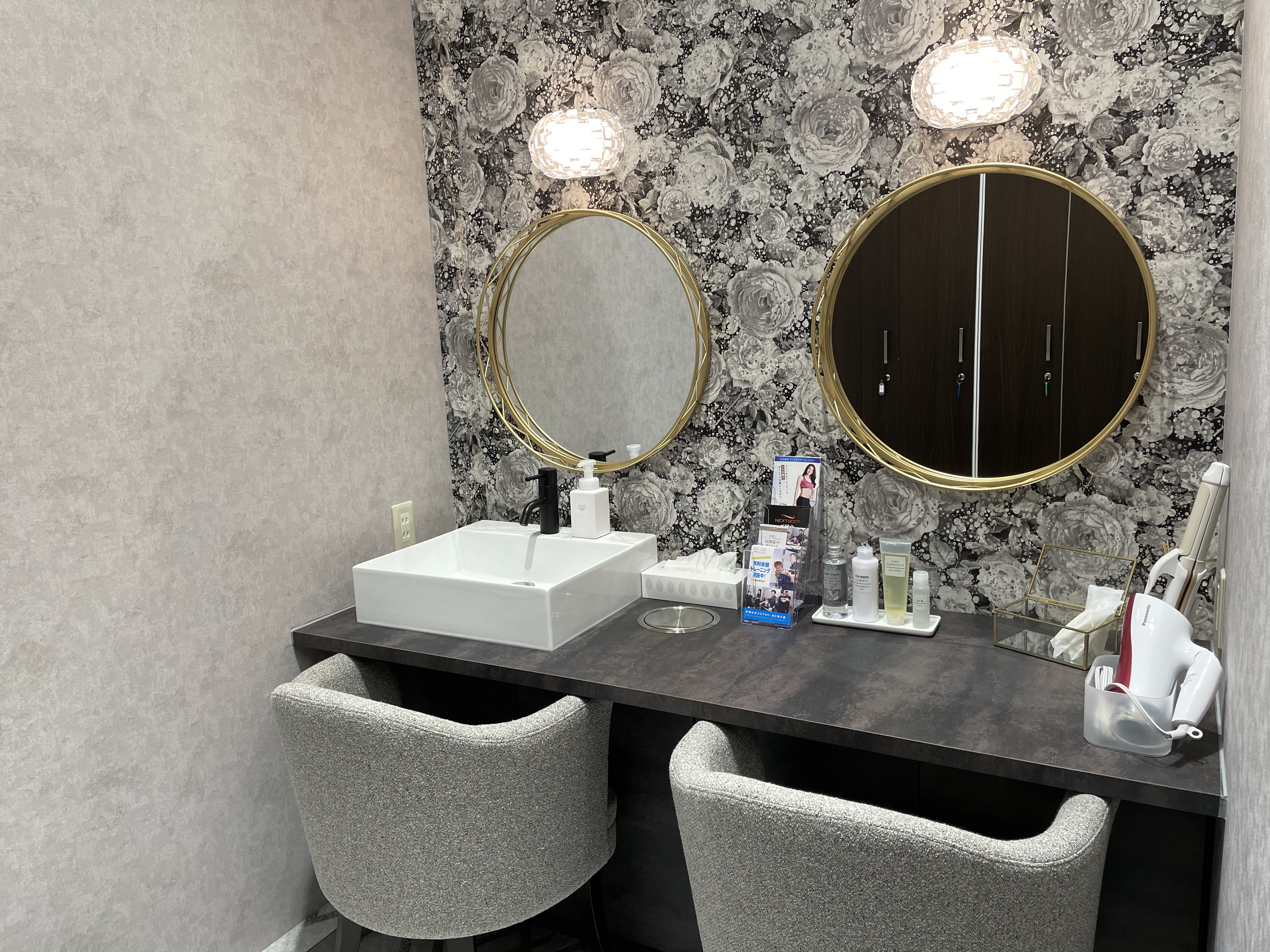 20DB9085-DCCF-4667-86E8-9ADAA8E2D4BF