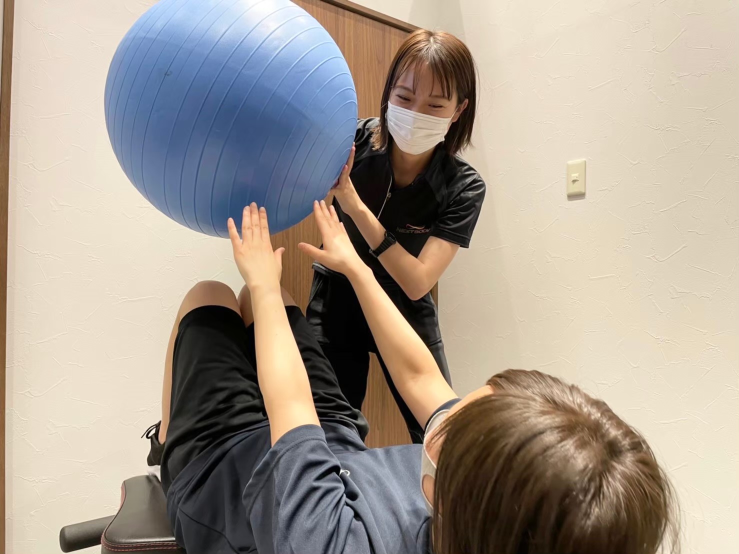 CDB9DC63-BFB6-4459-9267-7C5F29912BD2