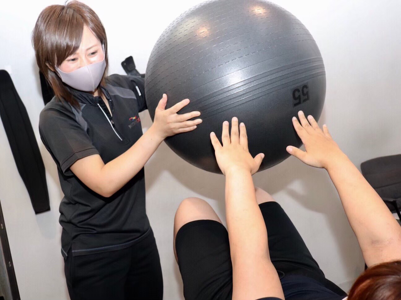 68B8D513-7732-4B5E-B9B8-3C9865A20758