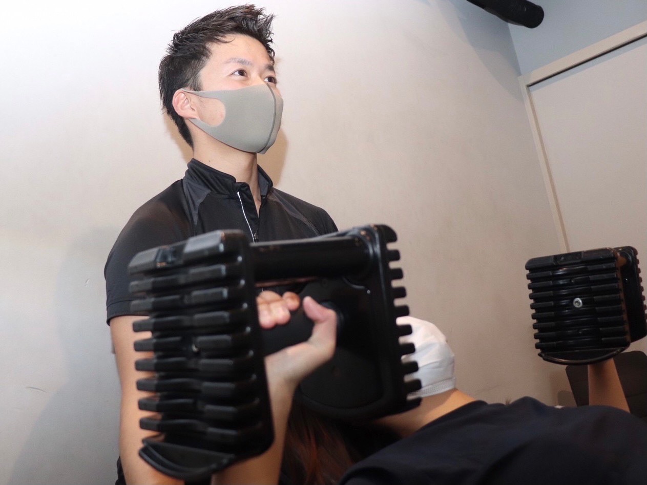 CDD041C3-3A5F-4A5F-8180-06472CEB170A