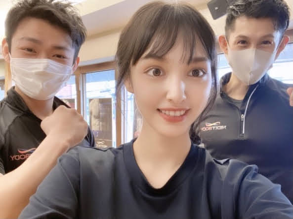 241AFC62-68AD-4AEE-B259-C910179764D0