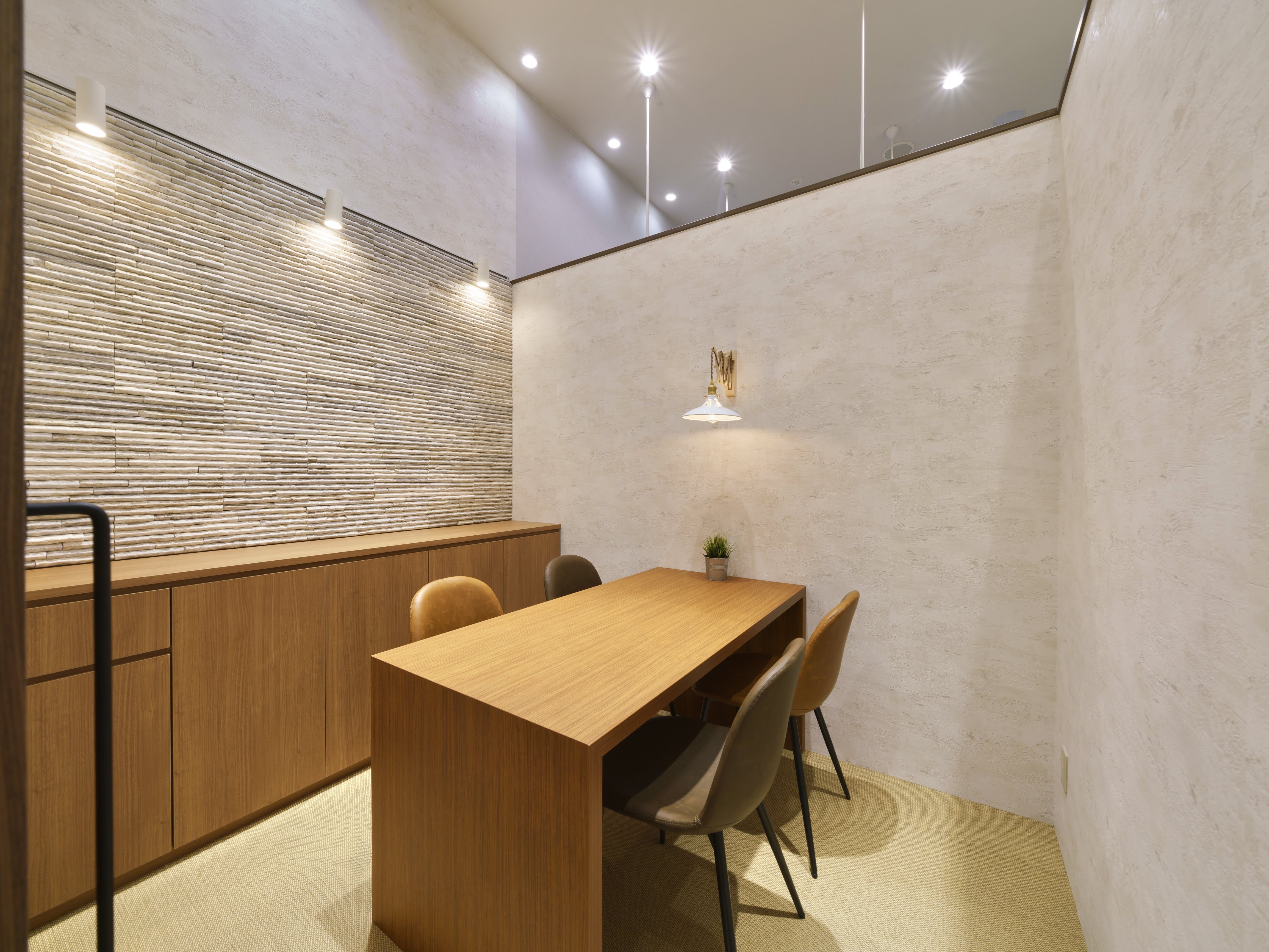 9CA6AD41-75E0-4408-A32A-802EBB9A6FD1