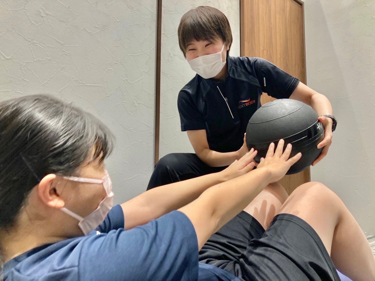 E98ACA11-2857-47A8-9A1F-06CFFDC6ED40