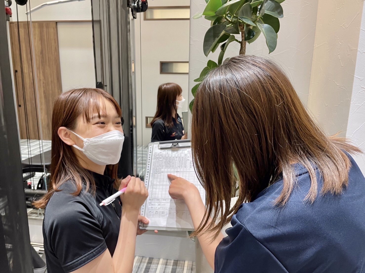 750929D9-8732-4B4D-91D7-FB3B80990C2B