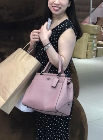 47072044-B550-4EB5-973B-530DE8D6648D