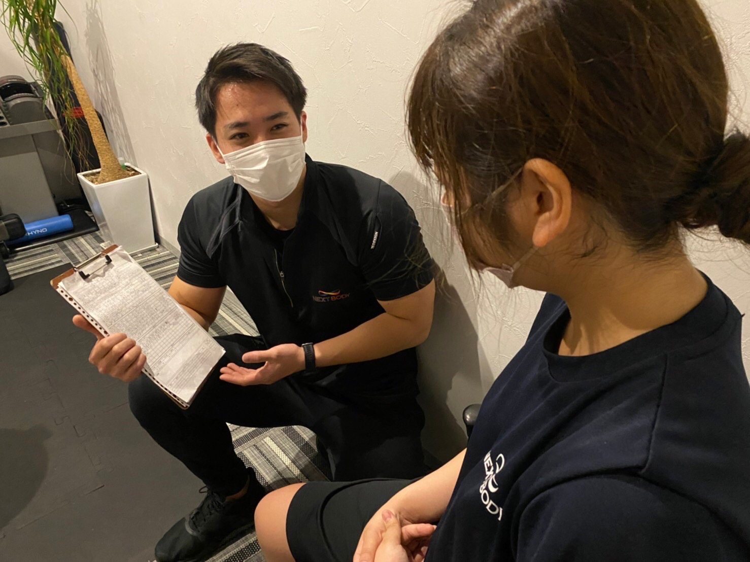 867ED766-3141-436F-9A7C-68233F5B9004