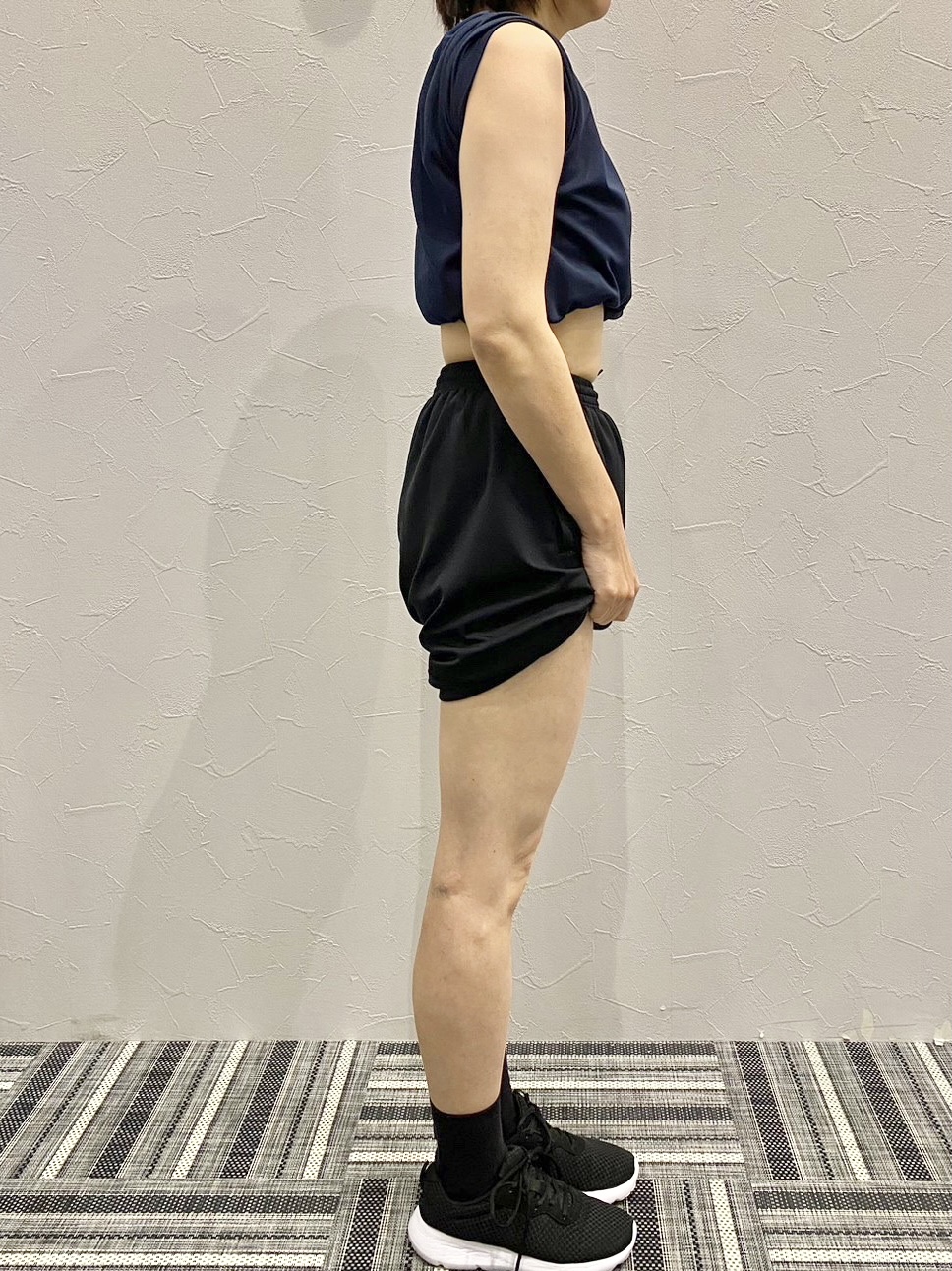 DCDF9432-30D1-45A0-80E1-5668FEF945DA