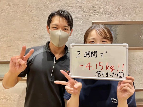 トレーナーとダイエットに成功したお客様