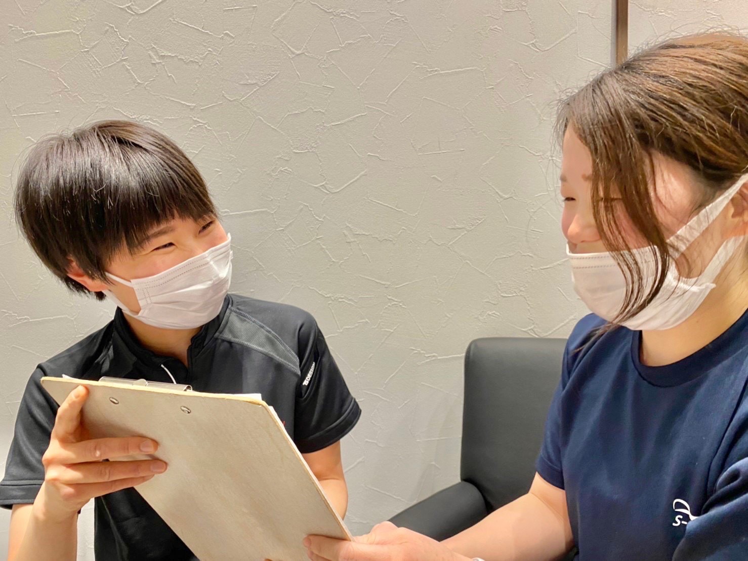 9B8E59F6-C607-4895-903E-4A53C74B110A