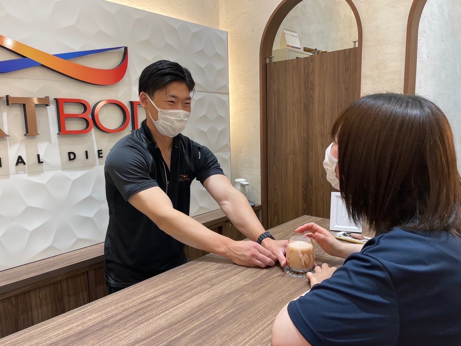 6077AD7E-8560-46B7-93D4-E58863D93453